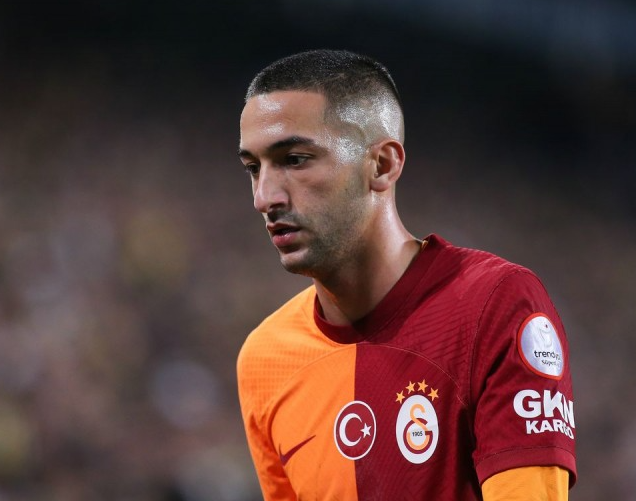 Kebangkitan hakim ziyech di Galatasaray